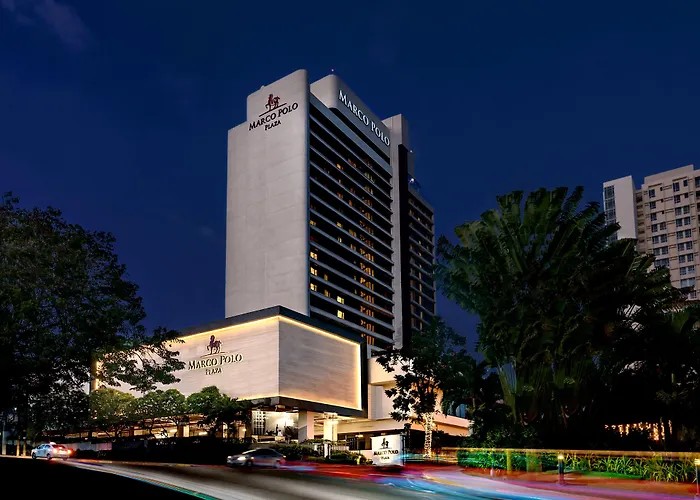 Marco Polo Plaza Hotel