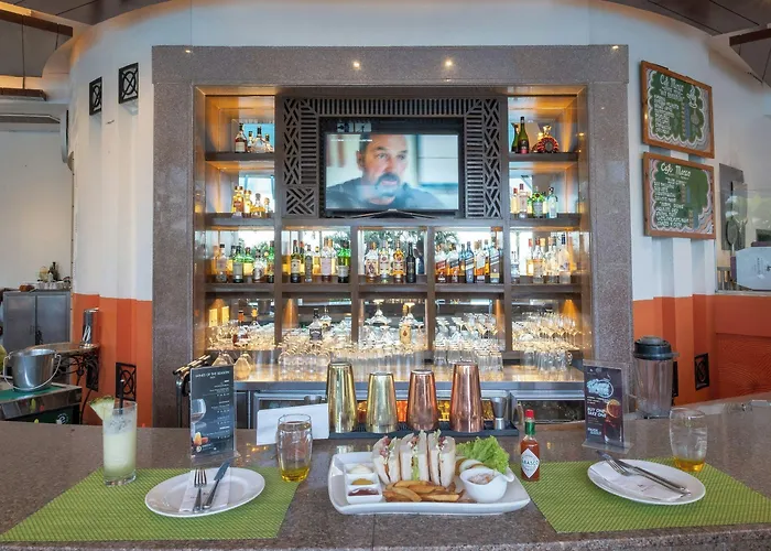 Marco Polo Plaza 5*
