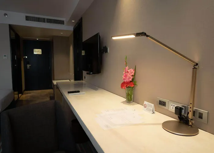 Hotel Marco Polo Plaza