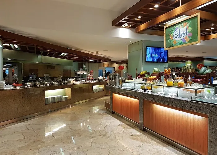 Marco Polo Plaza Hotel 5*